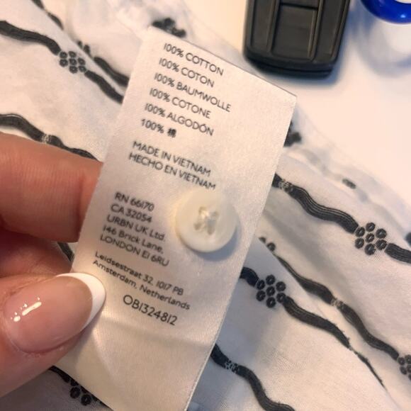 Anthropologie Maeve Clip Dot Relaxed Button down Shirt Size 10 - Picture 10 of 12
